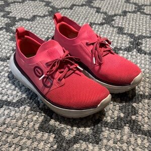 OOFOS Women's Athletic Shoes in Pink and White